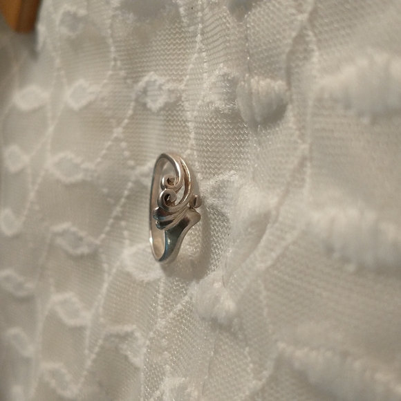 Sterling Silver Petite Pinky Ring - Approx. Size 3.5 - J3 - Picture 3 of 5